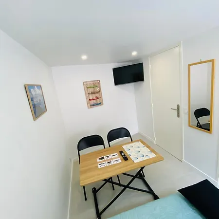Et Centre A Pied, La Pinasse Est Maison Duplex Climatisee Avec Menage, Draps Et Serviettes Inclus Arcachon