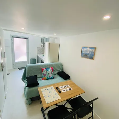Et Centre A Pied, La Pinasse Est Maison Duplex Climatisee Avec Menage, Draps Et Serviettes Inclus Arcachon